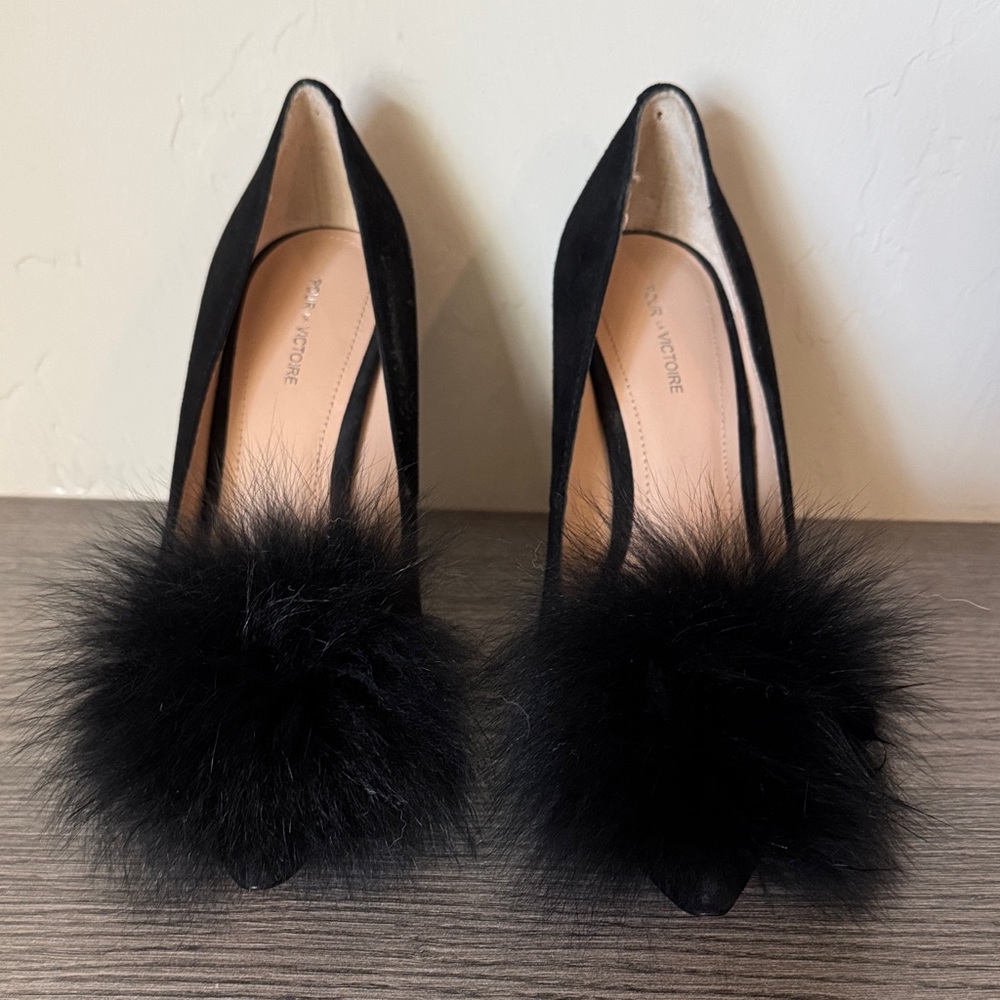 Pour la Victorie Black Camilla Genuine Fox Fur Pump